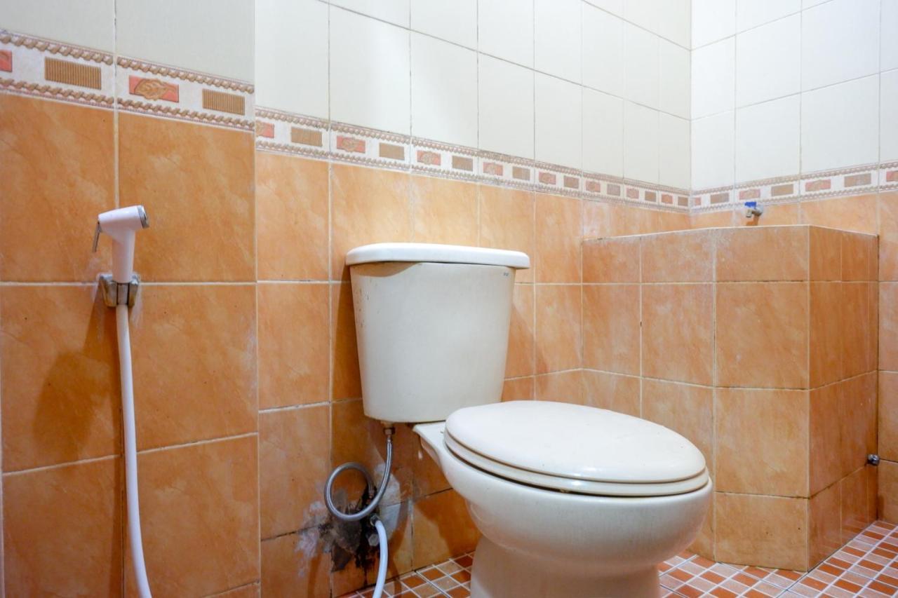 Koolkost Near Kawasan Simpang Lima Semarang Hotel Ngoại thất bức ảnh