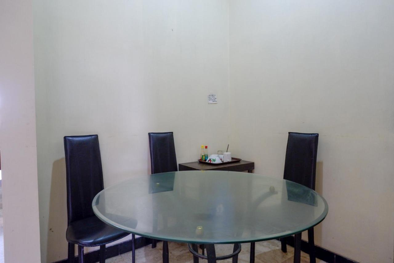Koolkost Near Kawasan Simpang Lima Semarang Hotel Ngoại thất bức ảnh